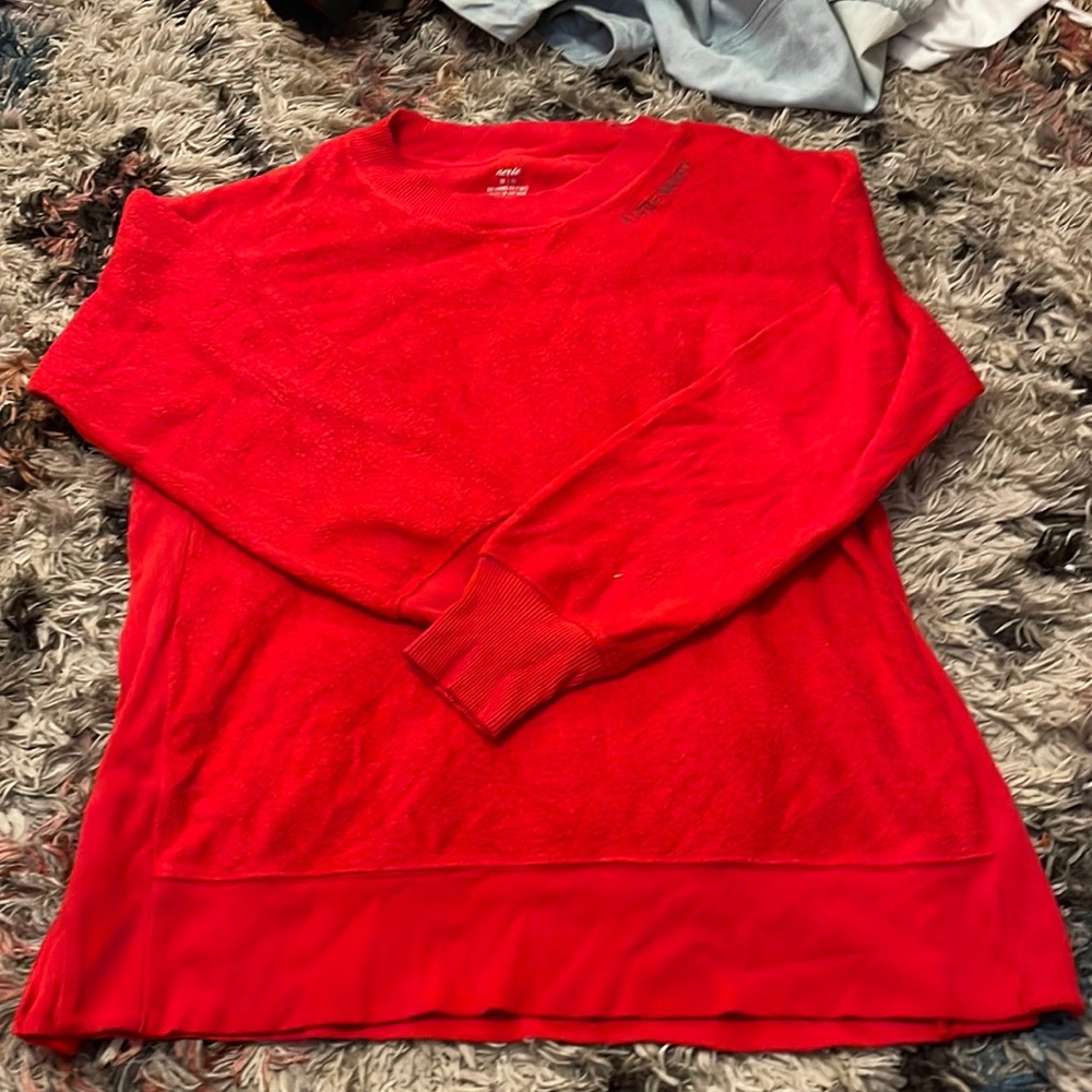 sweatshirt